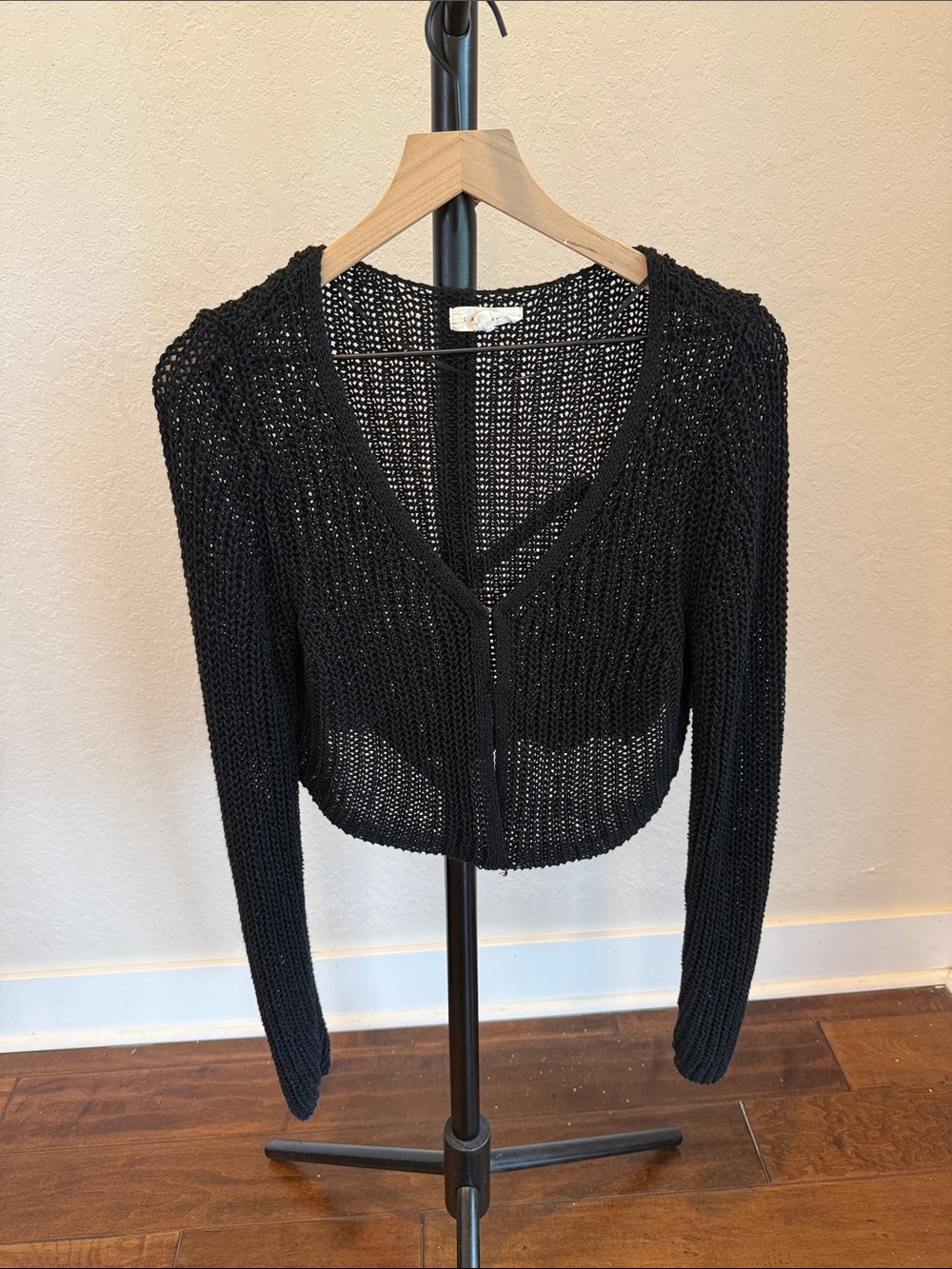 La Hearts Black Cropped Open-Knit Cardigan